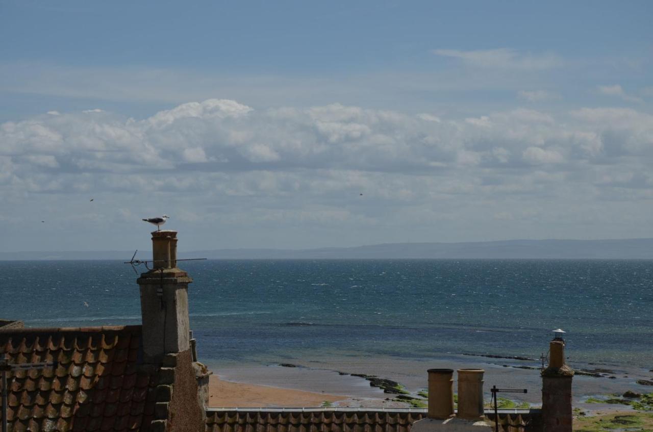 Tall Ship - Three-bedroom Coastal House With Sea Views Holiday home Anstruther